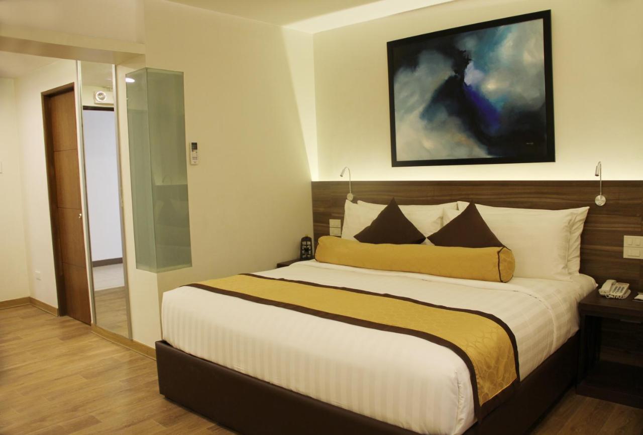 Hotel Marciano Calamba (Laguna)