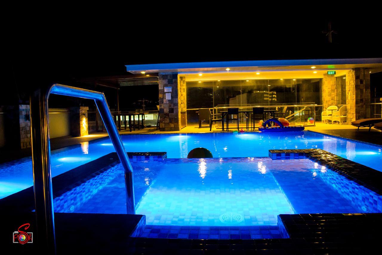 Hotel Marciano Calamba (Laguna)